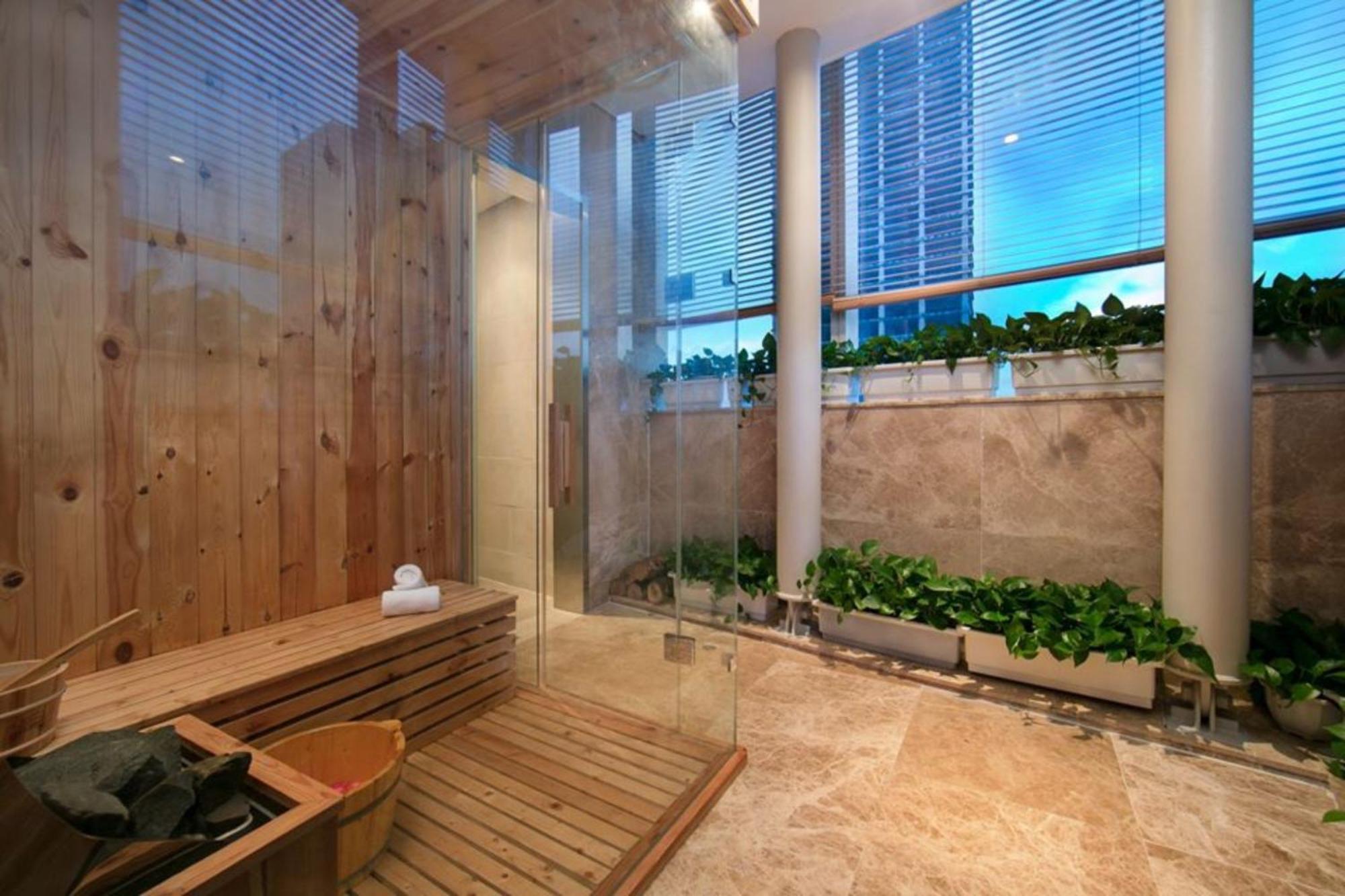 Intercontinental Hanoi Landmark72 By Ihg Exterior foto